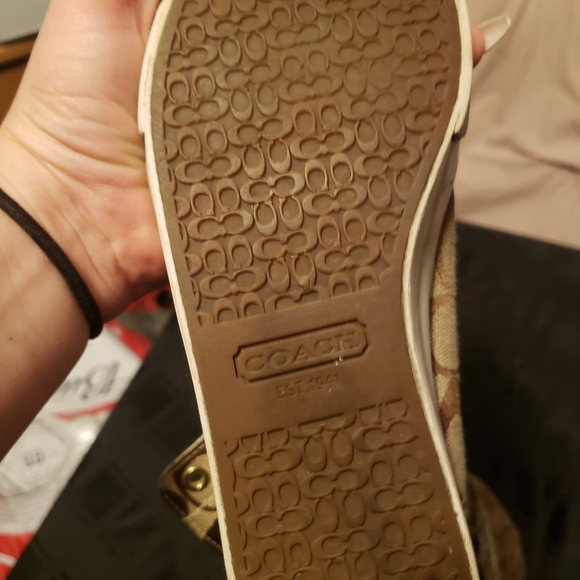 Coach shoes - Picture 3 of 3